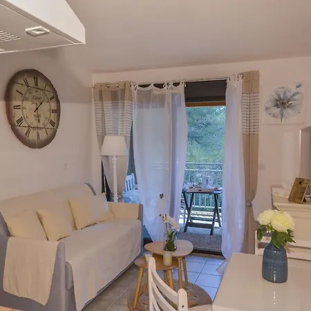 Appartamento Sur Mer, Soleil Et Douceur Iii